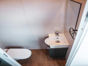 schwimmendes Ferienhaus in Berlin