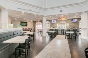 Amazing 3 bedroom 3 bath condo close to Disney