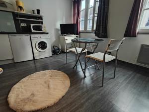 Les Ronchaux Studio Hyper Centre WiFi