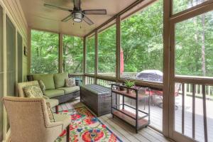 Modern Cabin-Big Canoe-Waterfalls-View-Game-Room-Dog Fence