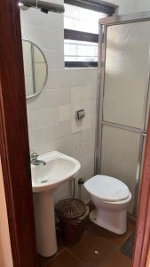 Casa para 20 pessoas, churrasq, wifi, perto praia, piscina