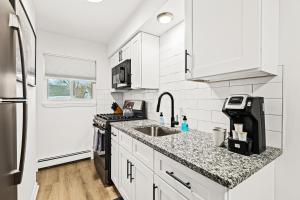 Cozy Modern 1BR Close to Downtown