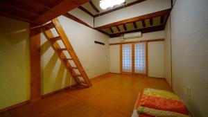 Jeonju hanokmaeulsukbak hanokmidam