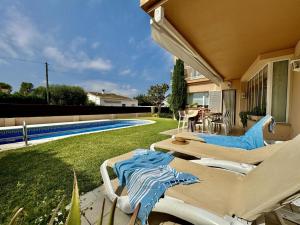 Can Noguera: Casa familiar con piscina cerca de lEscala - HISP-7-87