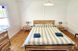 A Warm & Charming Retreat