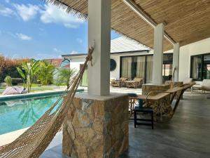 Premium Escape Tropical Paradise 4BR Pool Villa