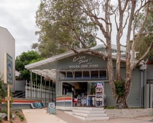 Sunbird Suite by Stay Noosa