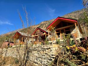 River View Sunrise Cottages Tirthan Valley