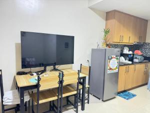 Shell Residences Moa Staycation