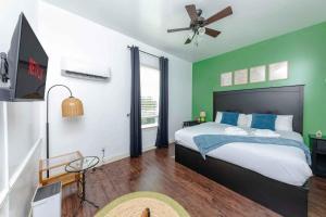 30A Inn & Suites Studio King Suite