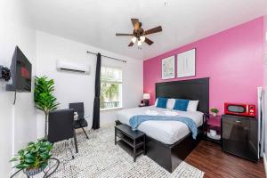 30A Inn & Suites Signature King Standard