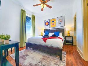 30A Inn & Suites Signature King Suite