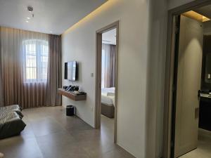 Sunday Boutique Hotel