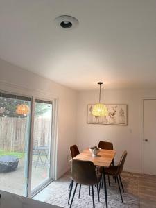 Luxe Oasis Retreat - Updated Duplex