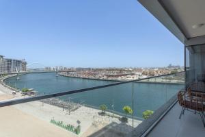 Free housekeeping visits during your stay - StayShort - Waterfront Living with a Spacious Layout Sleeps 5