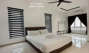 Kluang Gunung Lambak View 4-Bedroom Family Suite