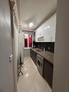 Metroya 3 dakima uzaklıkta merkezi konumda