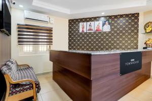 Super Collection O Vellore Near CMC Hospital Formerly Geetha Residency