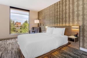 Cambria Hotel Portland - Pearl District