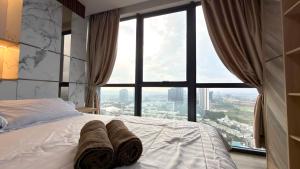 The smith 1BR strategic luxury,pool,gym,wifi by Ls