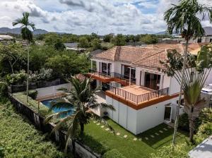 Villa Elara Bang Tao 3BR Pool East Residence