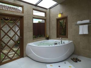Exclusive Balinese Pool Villa in Pattaya