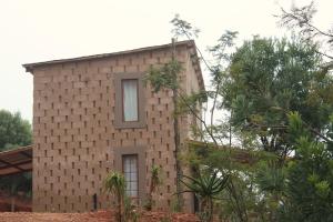 Oppiberg Cottage with River View
