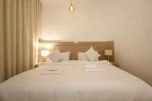 Silk Valley - Green View Oasis: Stylish 2BR in Dubai’s Town Square