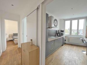 2 appartements-vue sur le Loing-commerces à pied