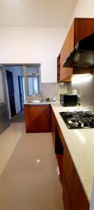 3BR Fully Furnished Apartment in Colombo Suburb
