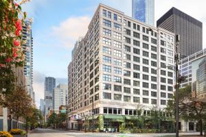 Hampton Inn & Suites Chicago-Downtown