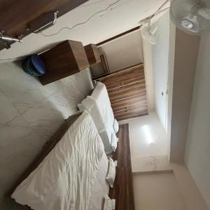 Raunak residency