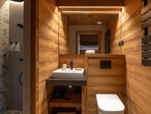 Sorelle Chalet, spa, indoor pool, lake view