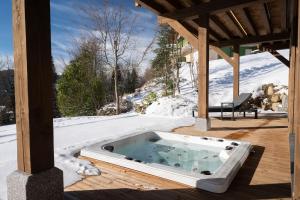 Sorelle Chalet, spa, indoor pool, lake view