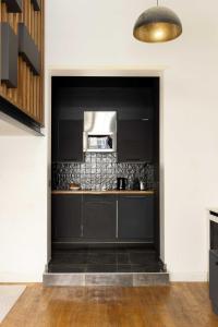 Modern studio for 4 people - Arc de Triomphe