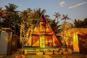 The Chalet Grand Luxury Cabana
