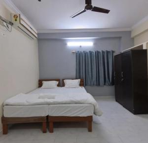 Orion Studio Colive Service Apartment