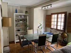 Apartment in downtown Oviedo next to the town hall