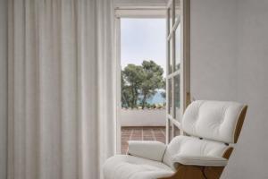 Villa Cala Padri Seafront home