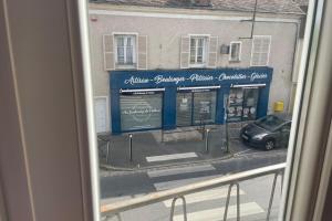 Fil de leau - Grand T2 rénové - Commerces à pied