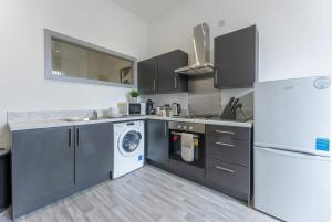 Modern & Cosy Budget 1 Bedroom Flat in Dudley