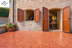 Villino Tre Pini - Piscina Privata Panoramica, Natura & Privacy