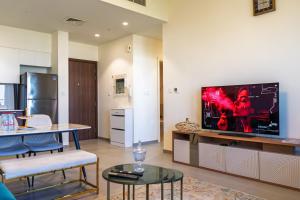 Werova - Contemporary 1-Bedroom Apartment for Rent