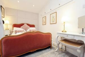 Dog Friendly Cottage in Nantgarw, Superb links to A470, M4, Caerphilly, Cardiff and Brecon