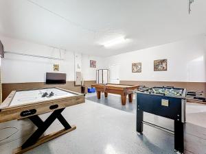 ChampionsGate 8BR Villa Pool Theater Game Room