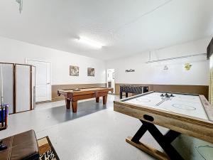 ChampionsGate 8BR Villa Pool Theater Game Room