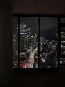Sydney Observatory Home Luxe 2BR with City views and pool