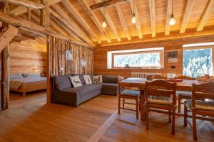 Panoramic Mountain Cabin With Breathtaking View