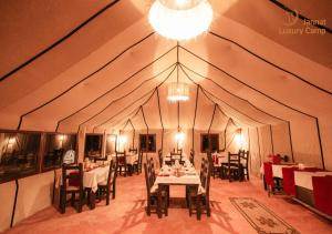 Top Desert Luxury Camp