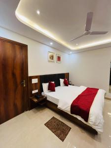 Mercury Hotel & Banquet